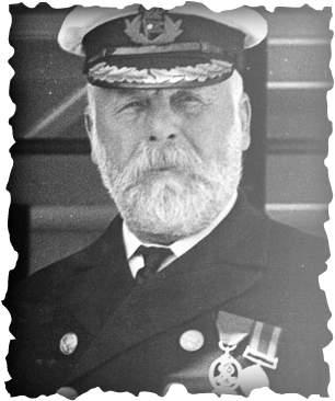 who was the captain of the titanic